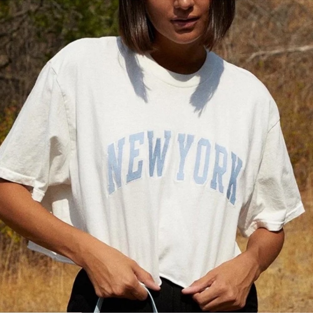 Brandy Melville New York Cropped T-shirt
